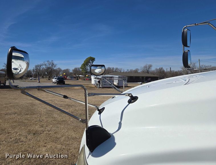 image for item ET1292 2016 Blue Bird Bb Conventional school bus