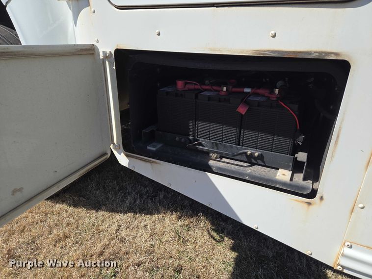 image for item ET1292 2016 Blue Bird Bb Conventional school bus