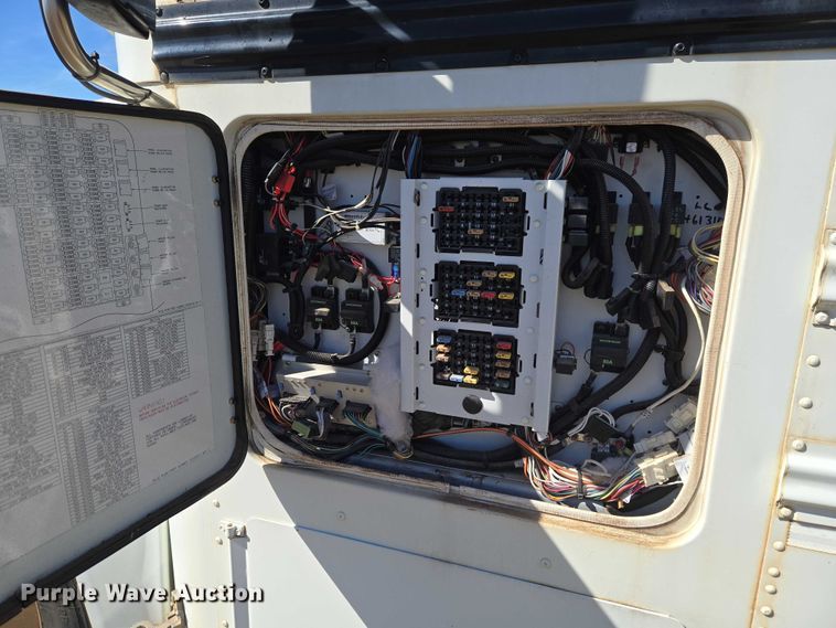 image for item ET1292 2016 Blue Bird Bb Conventional school bus