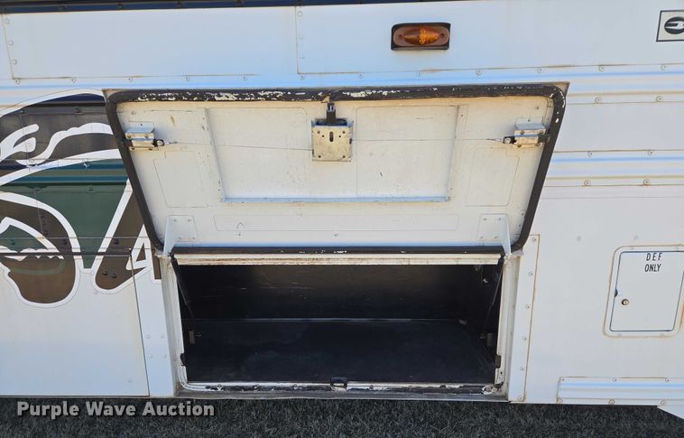 image for item ET1292 2016 Blue Bird Bb Conventional school bus