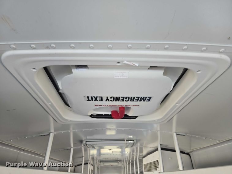 image for item ET1292 2016 Blue Bird Bb Conventional school bus