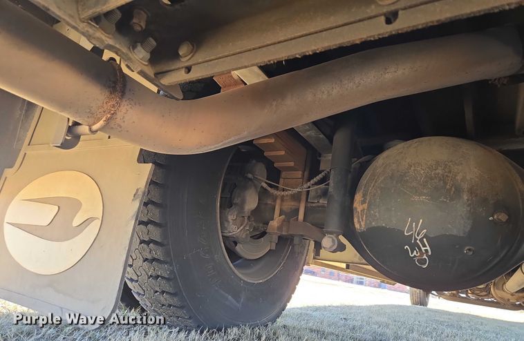 image for item ET1292 2016 Blue Bird Bb Conventional school bus