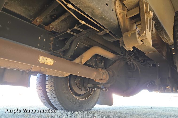 image for item ET1292 2016 Blue Bird Bb Conventional school bus