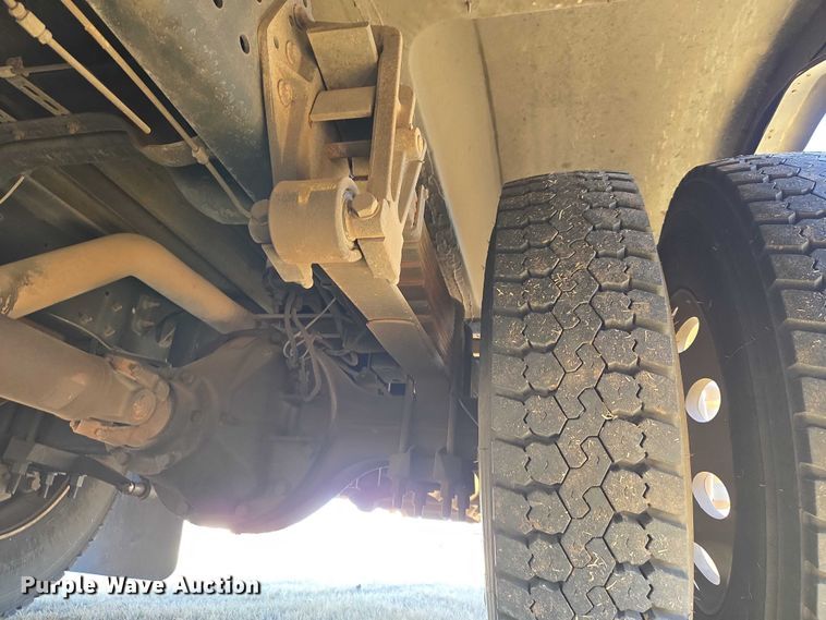 image for item ET1292 2016 Blue Bird Bb Conventional school bus