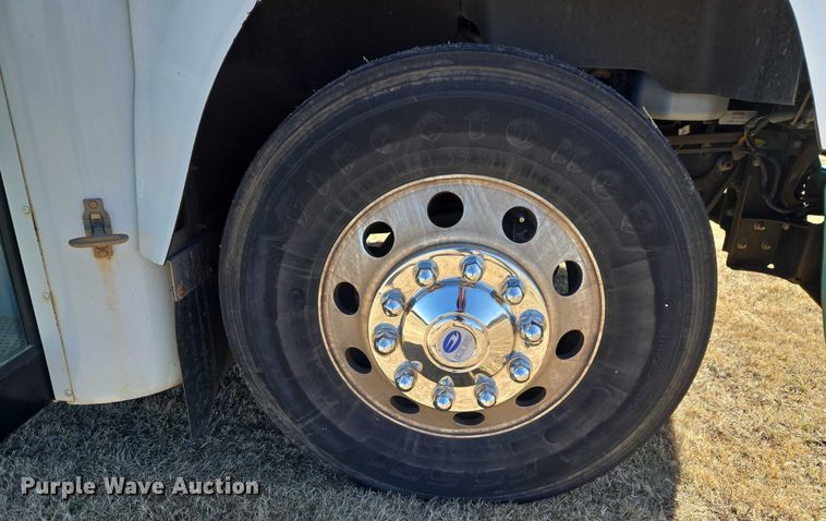 image for item ET1292 2016 Blue Bird Bb Conventional school bus