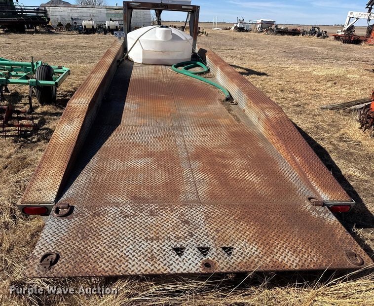 image for item ET1502 1999 Trailmann Tilt-eez tilt deck equipment trailer