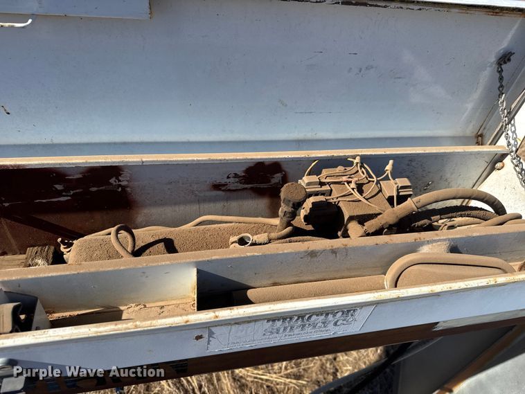 image for item ET1502 1999 Trailmann Tilt-eez tilt deck equipment trailer