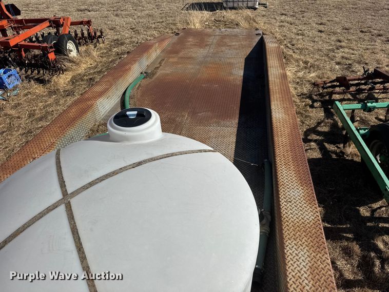 image for item ET1502 1999 Trailmann Tilt-eez tilt deck equipment trailer