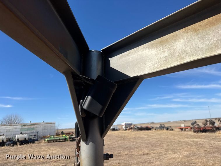 image for item ET1502 1999 Trailmann Tilt-eez tilt deck equipment trailer