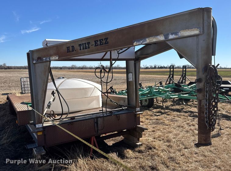 image for item ET1502 1999 Trailmann Tilt-eez tilt deck equipment trailer