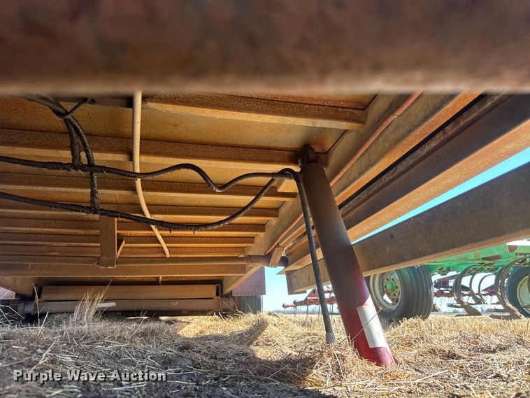 image for item ET1502 1999 Trailmann Tilt-eez tilt deck equipment trailer