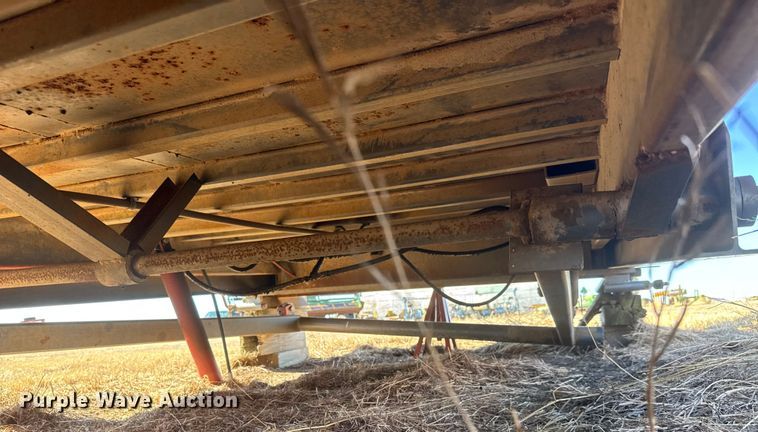 image for item ET1502 1999 Trailmann Tilt-eez tilt deck equipment trailer