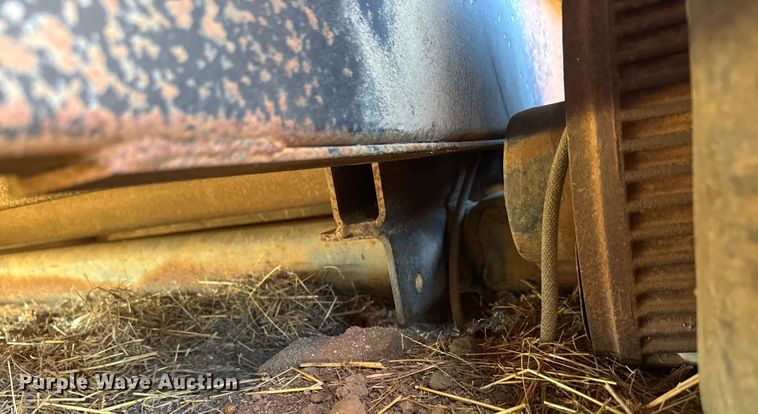 image for item ET1502 1999 Trailmann Tilt-eez tilt deck equipment trailer