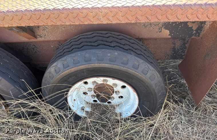 image for item ET1502 1999 Trailmann Tilt-eez tilt deck equipment trailer