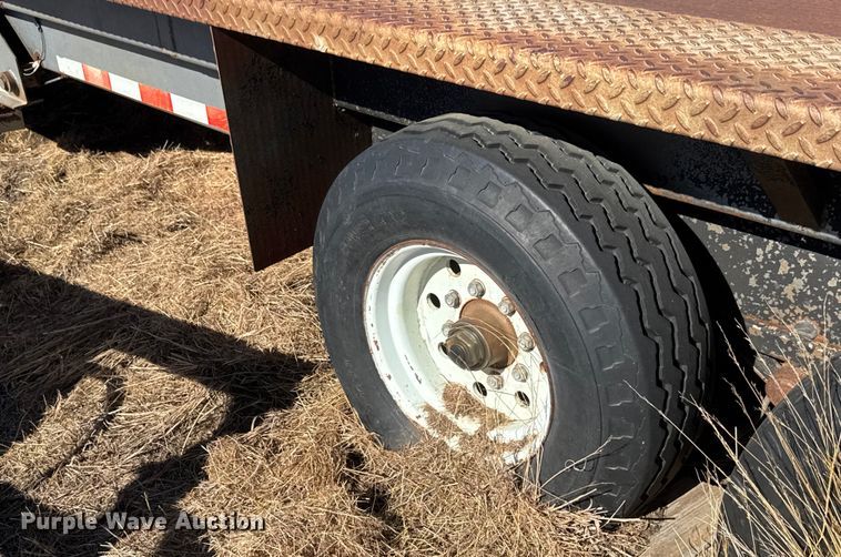 image for item ET1502 1999 Trailmann Tilt-eez tilt deck equipment trailer