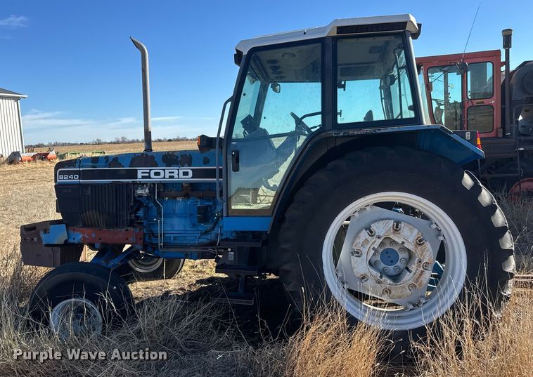 image for item ET1504 Ford 8240 Powerstar SLE tractor