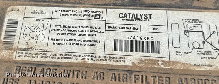 image for item ET1507 1999 Chevrolet C2500 Ext. Cab pickup truck