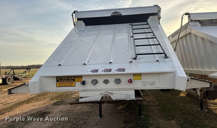 image for item ET1532 2021 Construction BDT 34 bottom dump trailer
