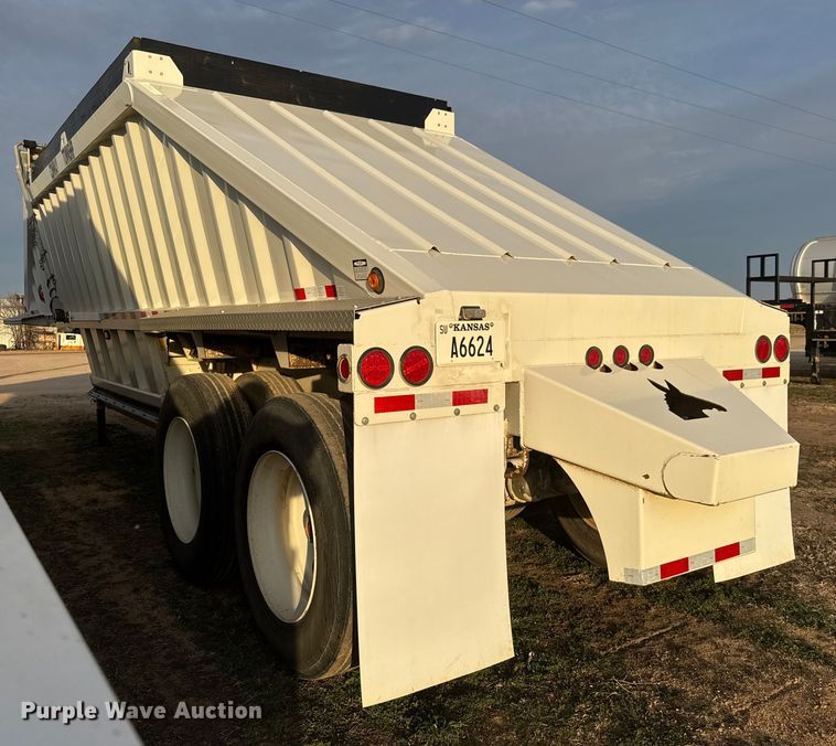 image for item ET1532 2021 Construction BDT 34 bottom dump trailer