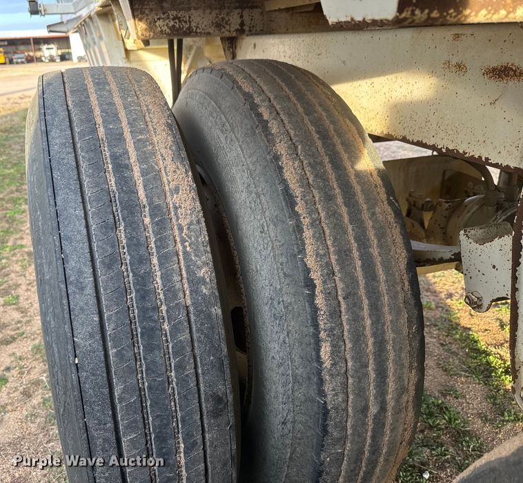 image for item ET1532 2021 Construction BDT 34 bottom dump trailer