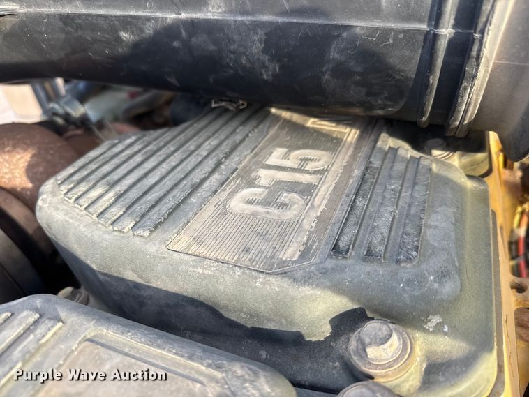 image for item ET1533 2006 Peterbilt 379 Semi truck