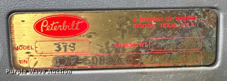 image for item ET1533 2006 Peterbilt 379 Semi truck