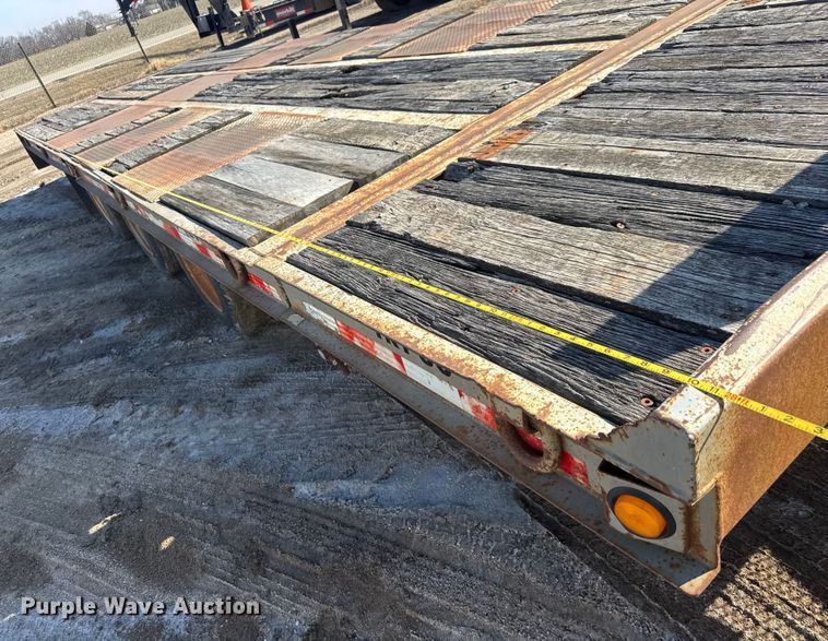 image for item ET1542 2005 Trail King TKT50 tilt deck equipment trailer