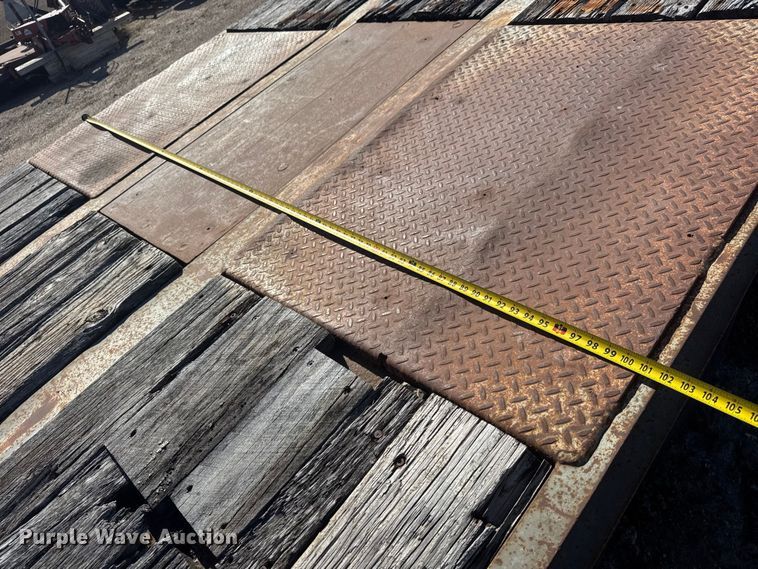 image for item ET1542 2005 Trail King TKT50 tilt deck equipment trailer