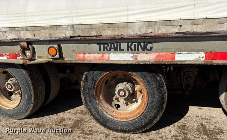 image for item ET1542 2005 Trail King TKT50 tilt deck equipment trailer