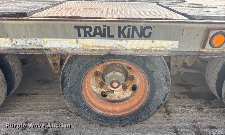 image for item ET1542 2005 Trail King TKT50 tilt deck equipment trailer