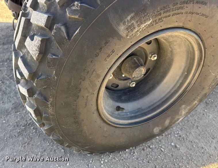 image for item ET1544 2007 Kawasaki Mule 610 KAF400A utility vehicle