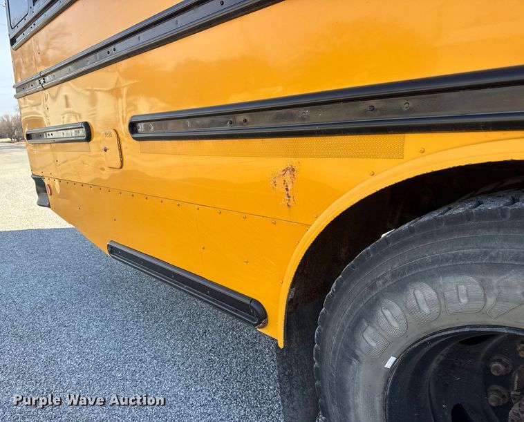 image for item ET1545 2009 Thomas Saf-T-Liner C2 school bus