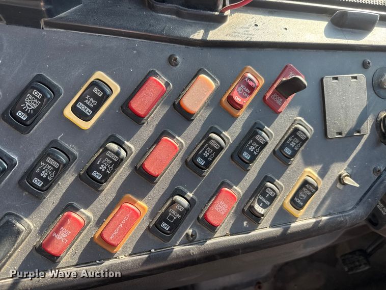 image for item ET1545 2009 Thomas Saf-T-Liner C2 school bus