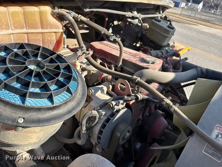 image for item ET1545 2009 Thomas Saf-T-Liner C2 school bus