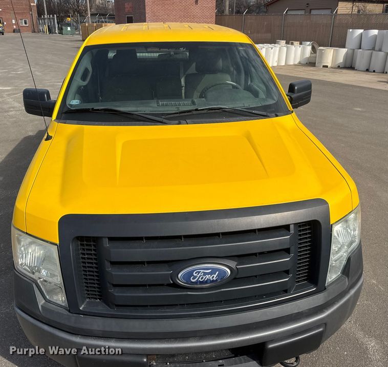 image for item ET1546 2010 Ford F150 Crew Cab pickup truck