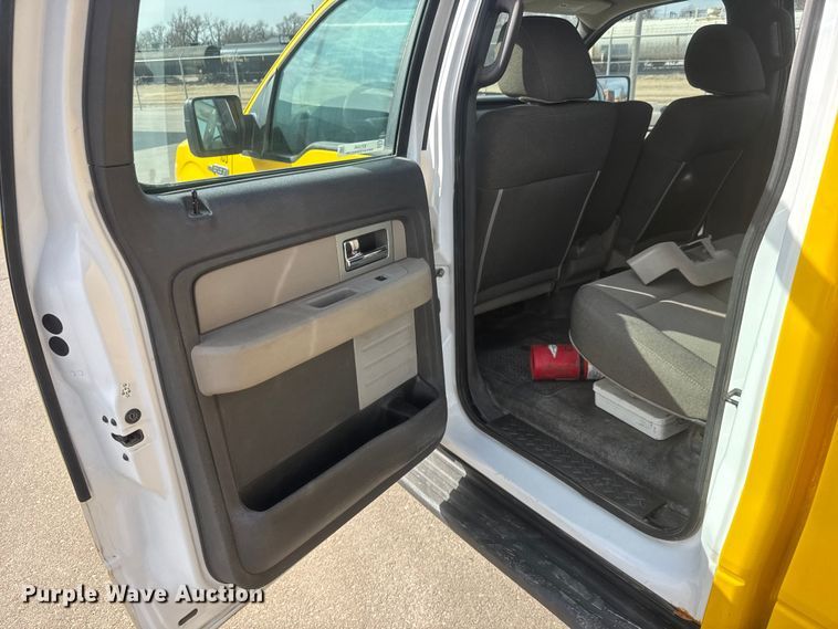 image for item ET1546 2010 Ford F150 Crew Cab pickup truck