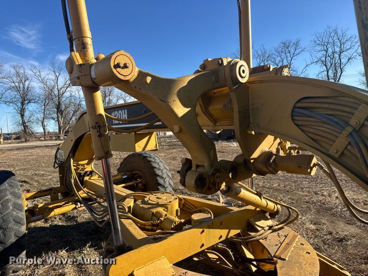 image for item ET1558 1995 Caterpillar 120H motor grader