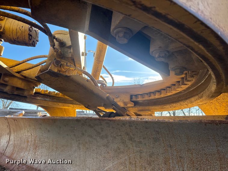 image for item ET1558 1995 Caterpillar 120H motor grader