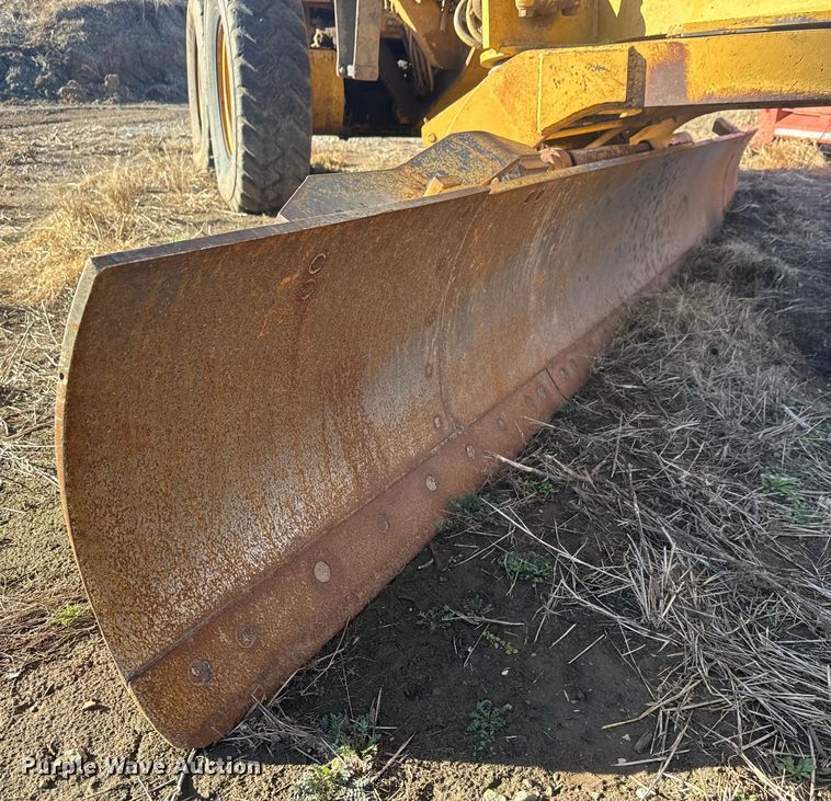 image for item ET1558 1995 Caterpillar 120H motor grader