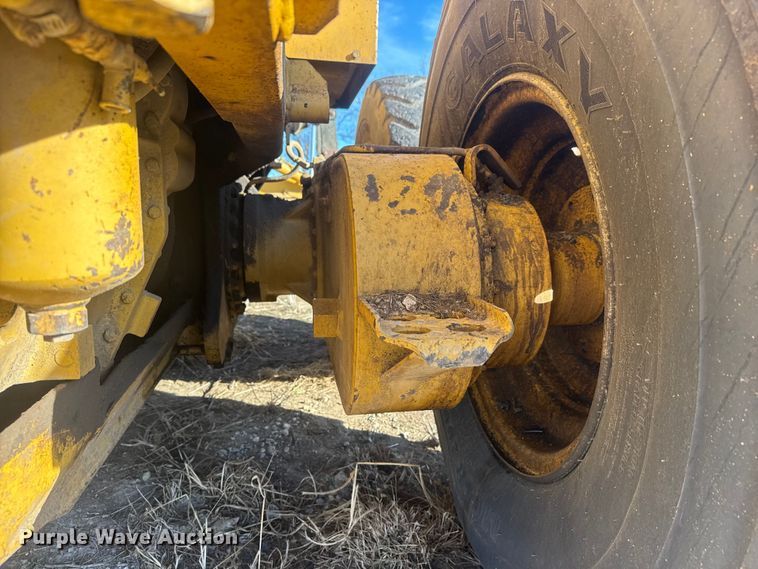 image for item ET1558 1995 Caterpillar 120H motor grader