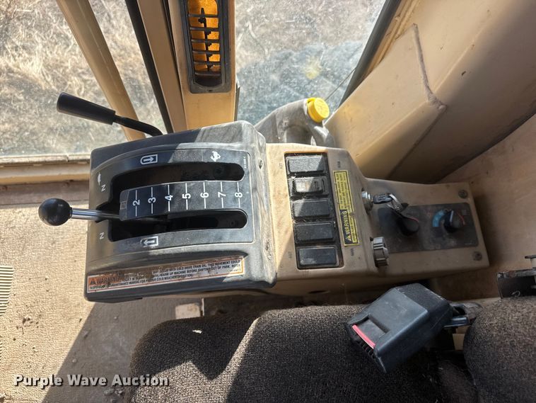 image for item ET1558 1995 Caterpillar 120H motor grader