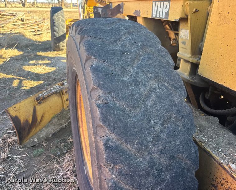 image for item ET1558 1995 Caterpillar 120H motor grader