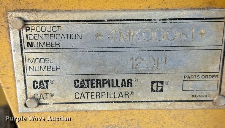 image for item ET1558 1995 Caterpillar 120H motor grader