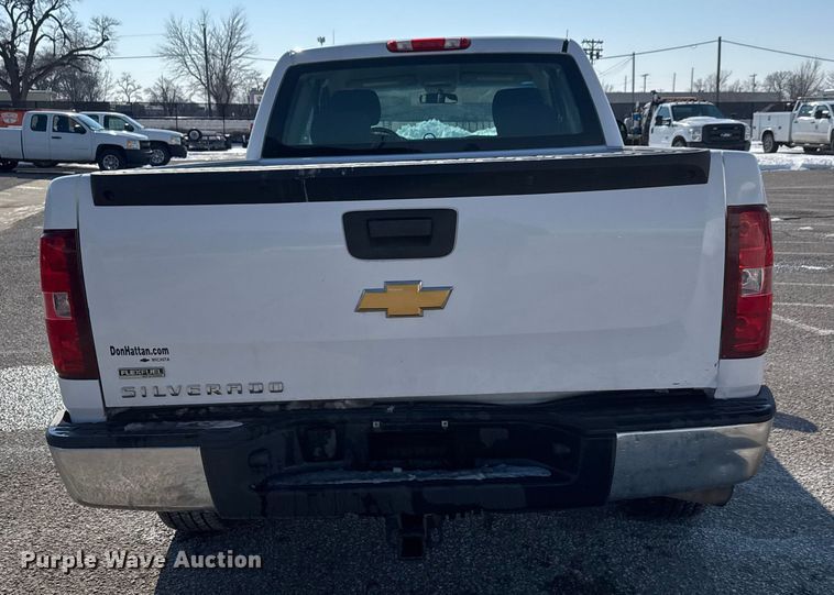 image for item ET4433 2012 Chevrolet Silverado 1500 Ext. Cab pickup truck