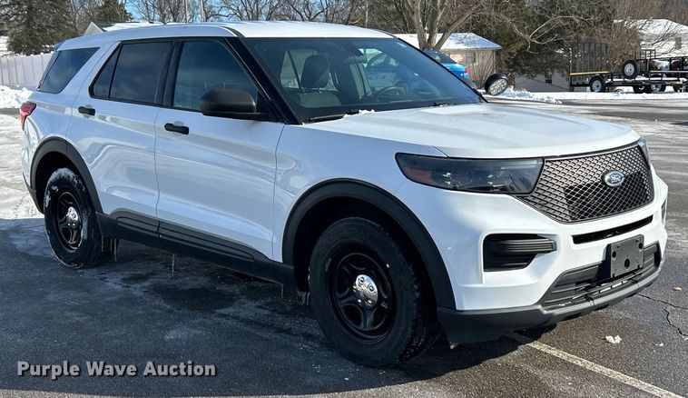 image for item ET6917 2020 Ford Explorer Police Interceptor SUV