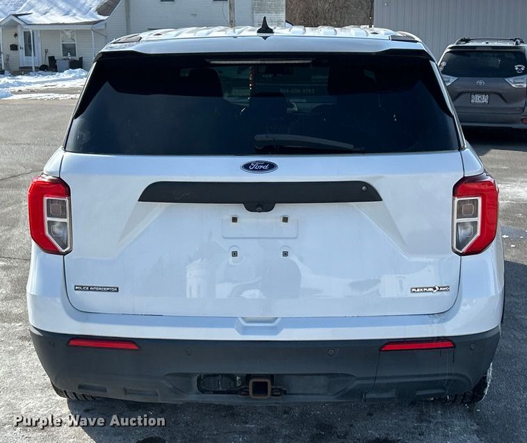 image for item ET6917 2020 Ford Explorer Police Interceptor SUV