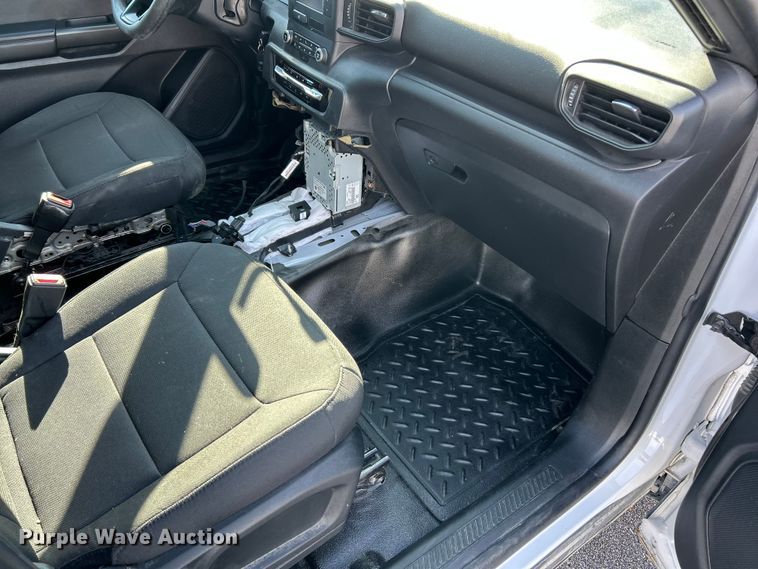 image for item ET6920 2022 Ford Explorer Police Interceptor SUV