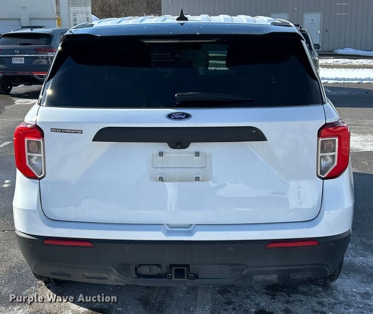 image for item ET6922 2022 Ford Explorer Police Interceptor SUV