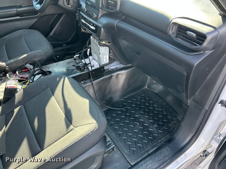 image for item ET6922 2022 Ford Explorer Police Interceptor SUV