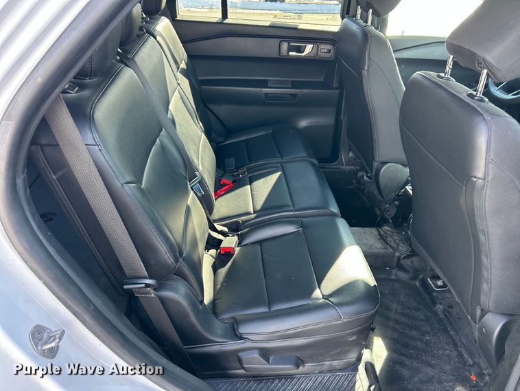 image for item ET6922 2022 Ford Explorer Police Interceptor SUV